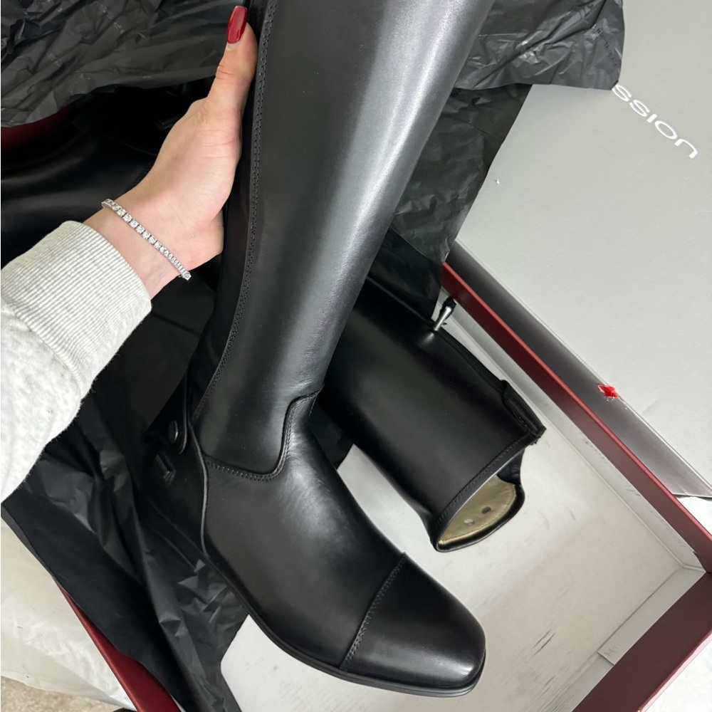Brand new Parlanti Denver Boots